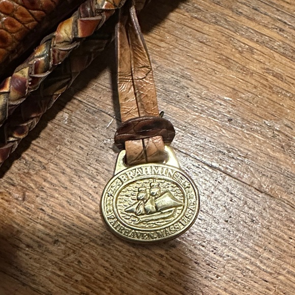 Brahmin leather crossbody - Picture 2 of 5